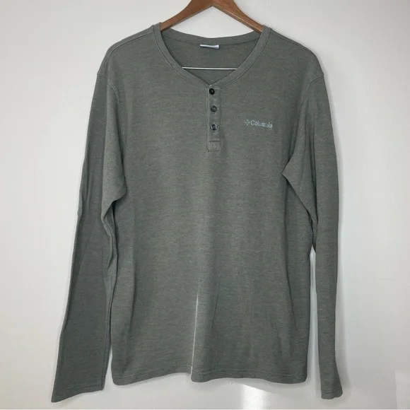 Columbia Men's Green Long Sleeve Thermal Henley - Picture 6 of 6